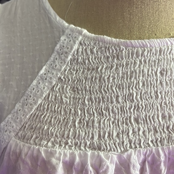 Light weight flowy white blouse - Picture 2 of 3